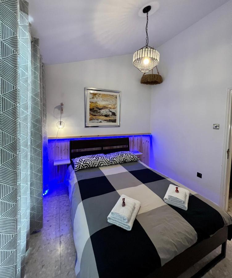 Fatcow Beach House 43 Ларнака Екстериор снимка